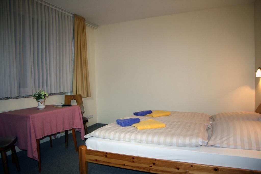 Hotel Gremersdorf - Zum Gruenen Jaeger חדר תמונה