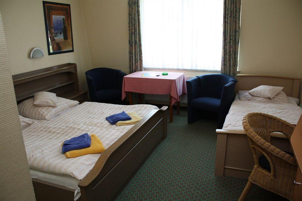 Hotel Gremersdorf - Zum Gruenen Jaeger מראה חיצוני תמונה