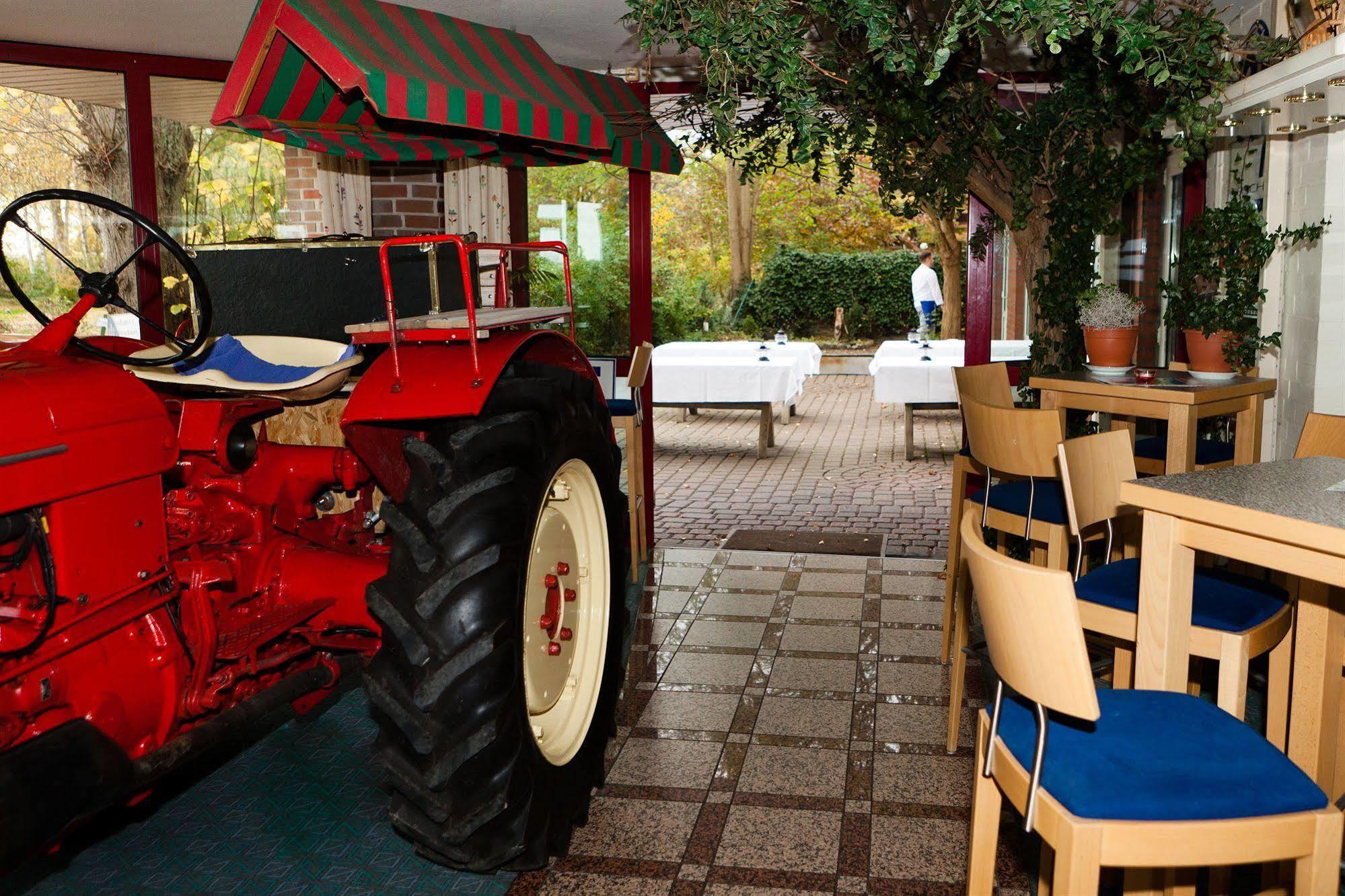 Hotel Gremersdorf - Zum Gruenen Jaeger מראה חיצוני תמונה