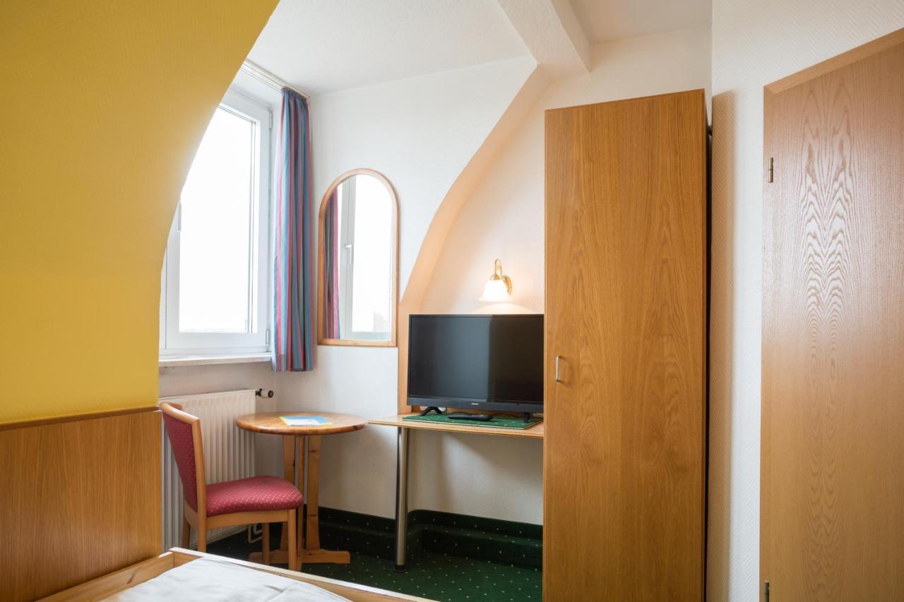 Hotel Gremersdorf - Zum Gruenen Jaeger מראה חיצוני תמונה
