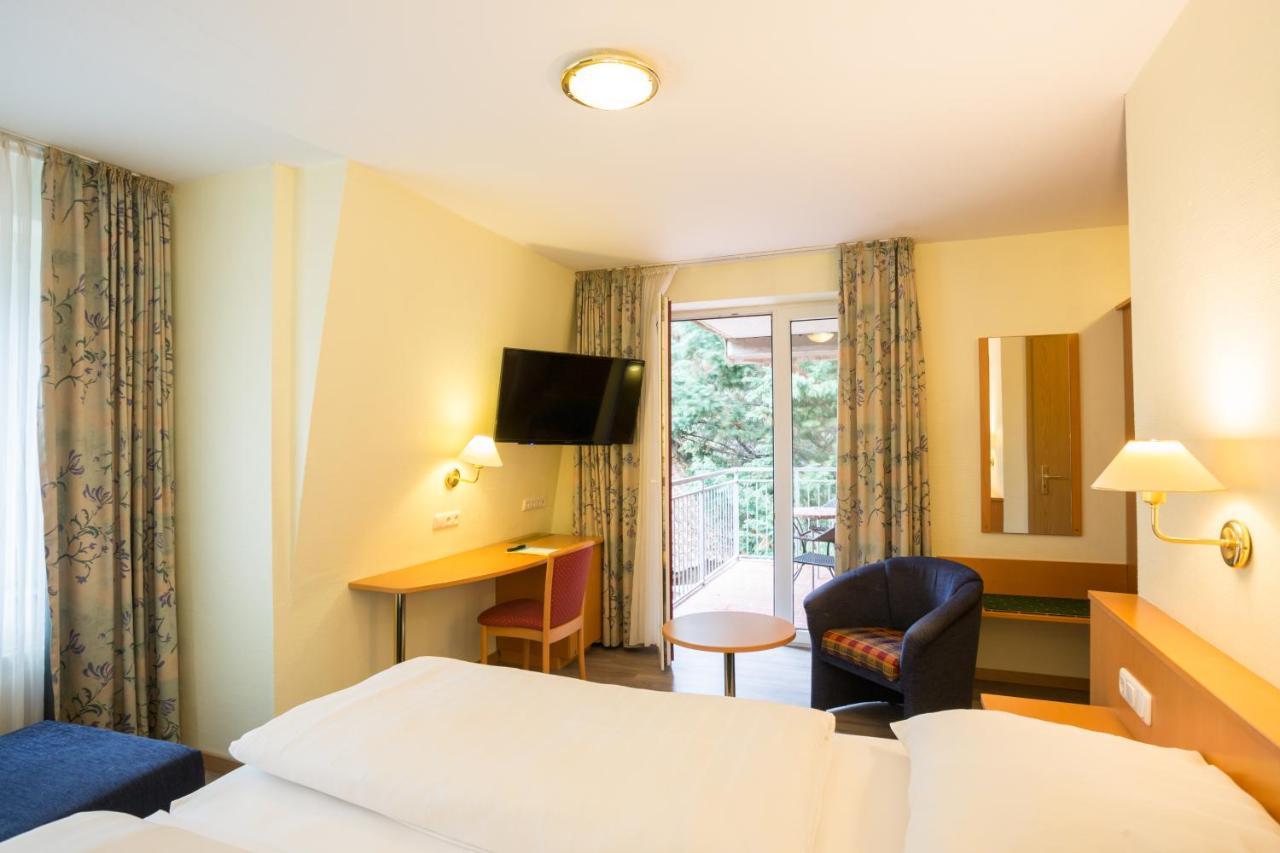 Hotel Gremersdorf - Zum Gruenen Jaeger מראה חיצוני תמונה